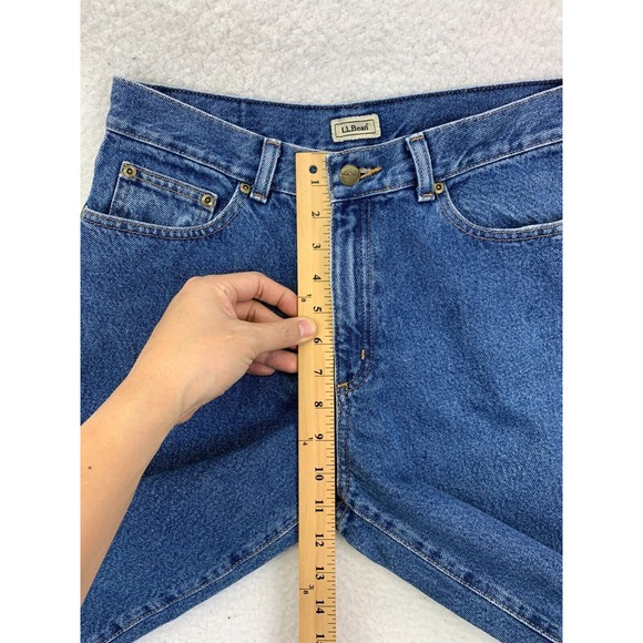 L.L. Bean Women’s Jeans Size 10 Blue High‎ Rise Classic Fit Straight Leg Casual - Picture 3 of 6